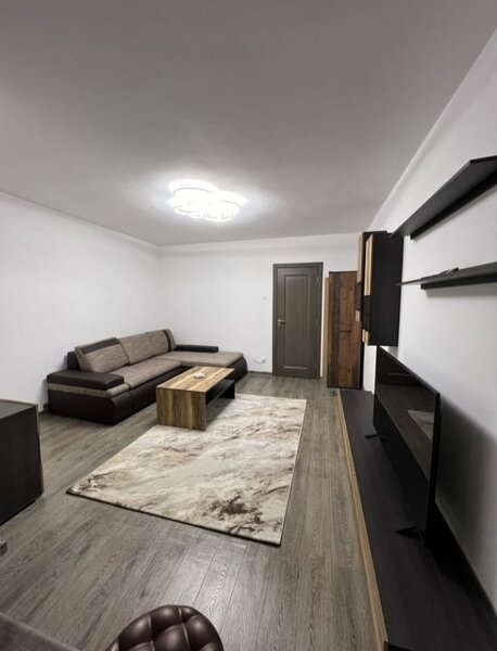 Eroii Revolutiei, Piata Progresul, pet friendly