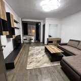 Eroii Revolutiei, Piata Progresul, pet friendly